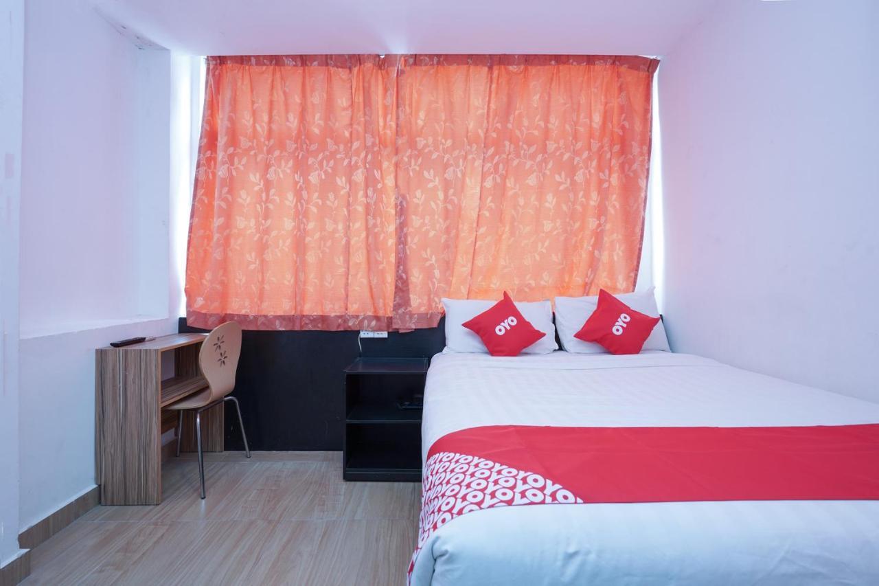 Oyo 90106 Sindbad Hotel Куала-Лумпур Экстерьер фото