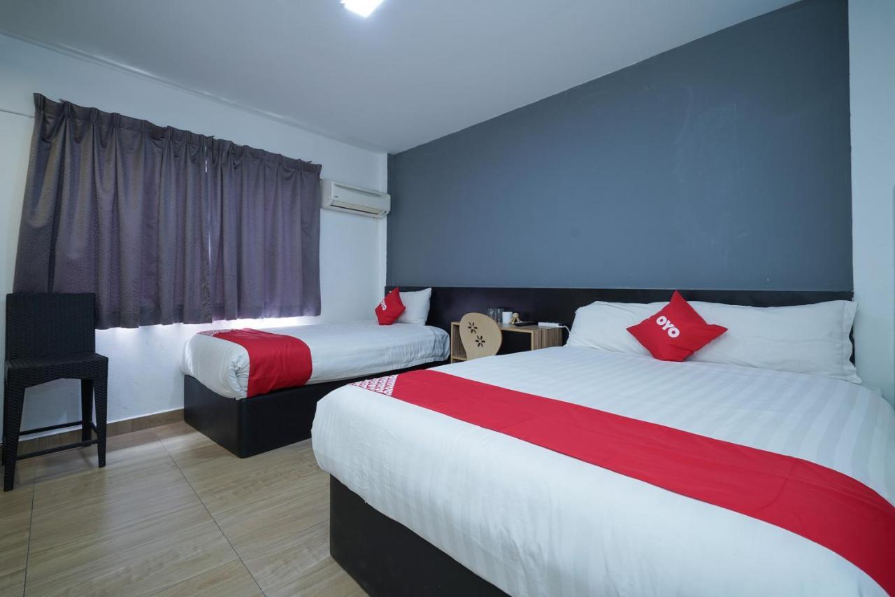 Oyo 90106 Sindbad Hotel Куала-Лумпур Экстерьер фото