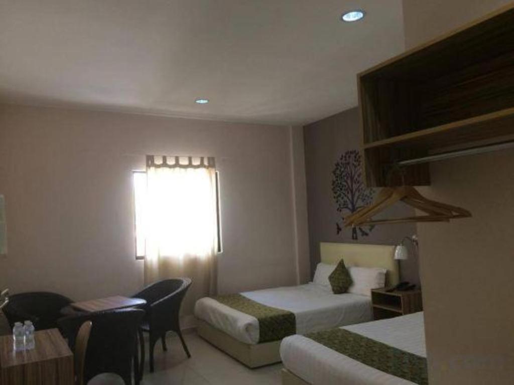 Oyo 90106 Sindbad Hotel Куала-Лумпур Экстерьер фото